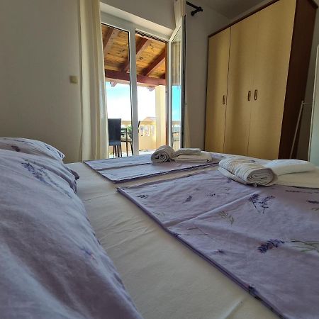 Apartman Karmen Barbat na Rabu Exterior foto