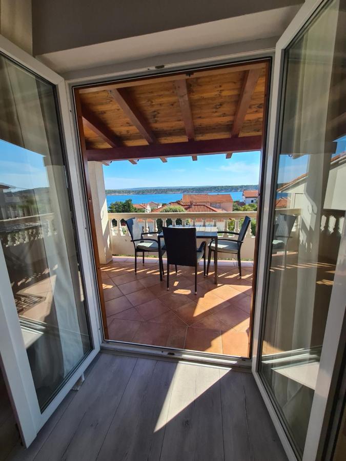 Apartman Karmen Barbat na Rabu Exterior foto