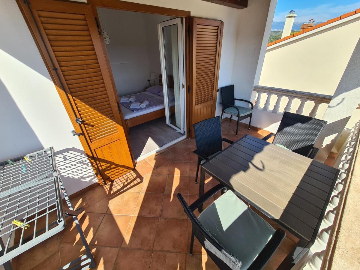 Apartman Karmen Barbat na Rabu Exterior foto
